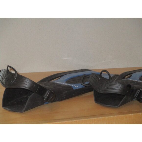 U.S. Divers Set of 2 Black and Blue Fins Size Large 10-13 Good Pre Owned Shape - Picture 3 of 3